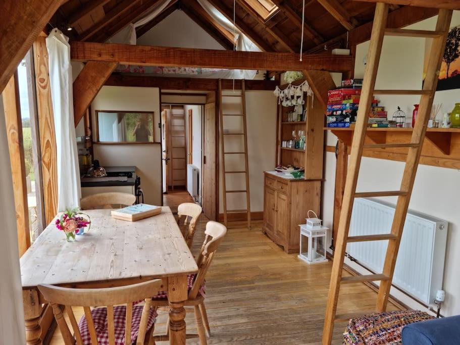 Log Cabin At The Old Summer Dairy Glastonbury Somerton  Zewnętrze zdjęcie